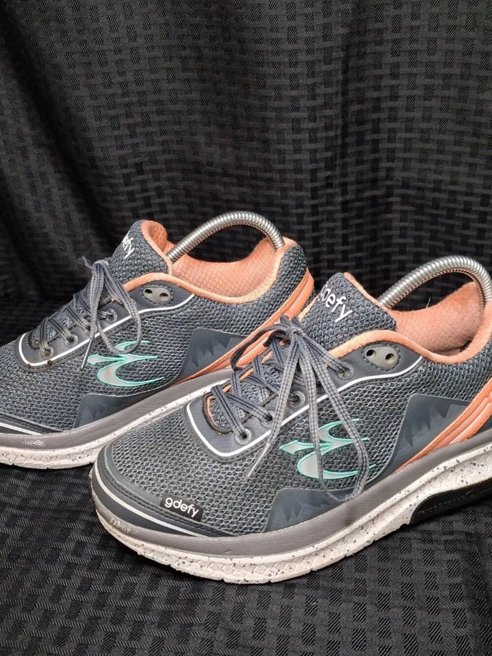 Gdefy Gravity Defyer Mighty Walk Women's Size 8 TB9024FGP-M Gray Walking Shoes
